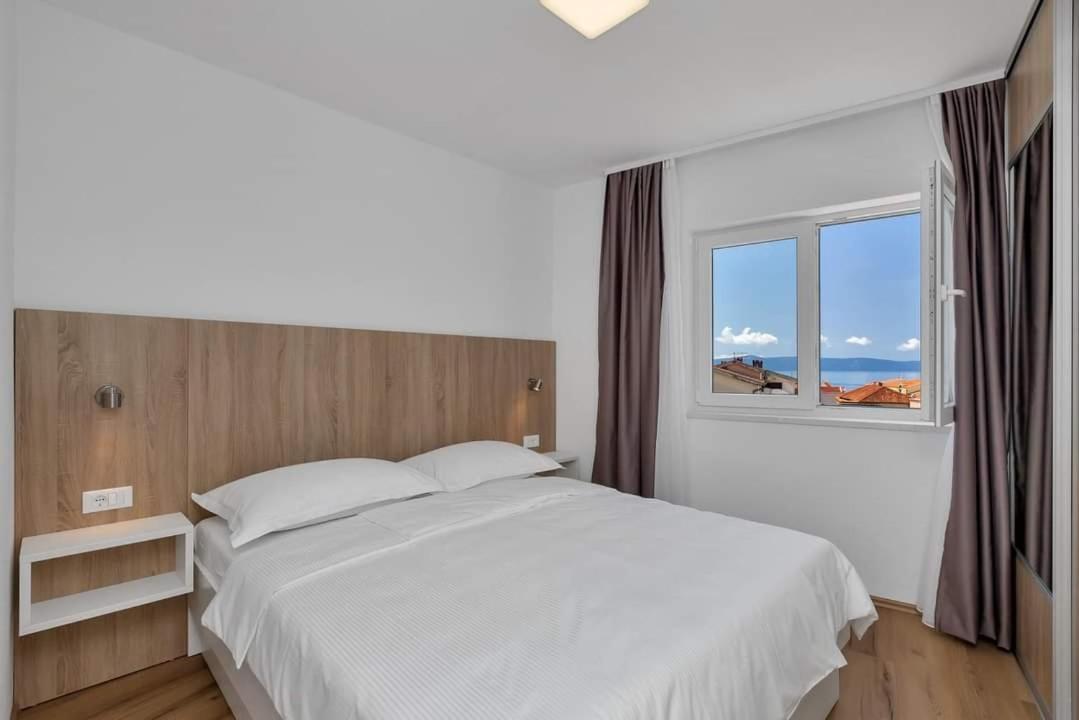 Apartmani Daniela Podgora Ngoại thất bức ảnh