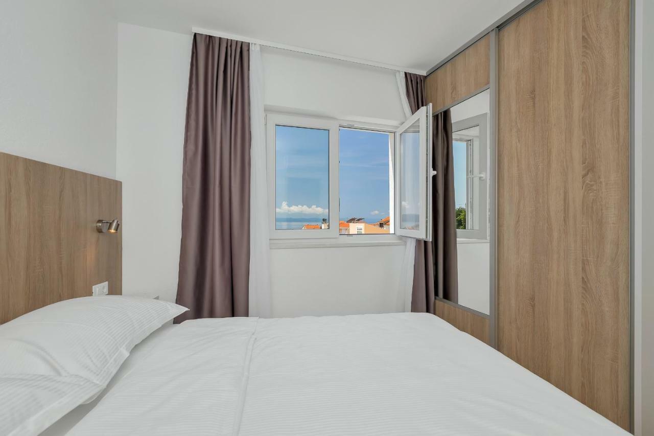 Apartmani Daniela Podgora Ngoại thất bức ảnh