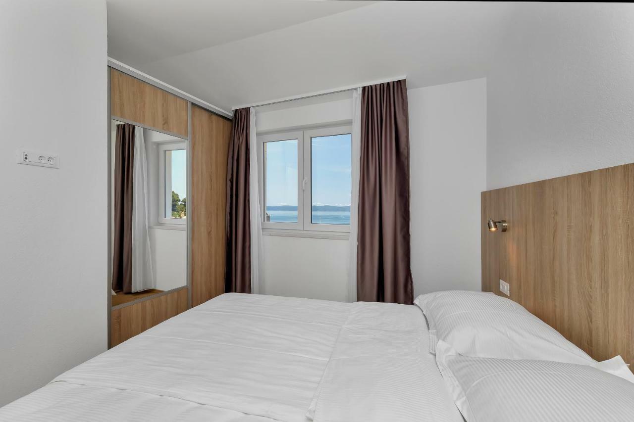 Apartmani Daniela Podgora Ngoại thất bức ảnh