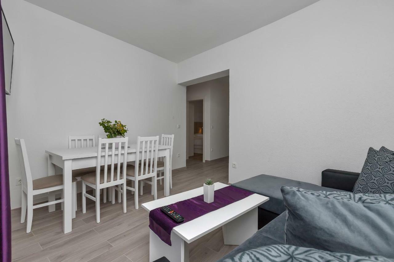 Apartmani Daniela Podgora Ngoại thất bức ảnh